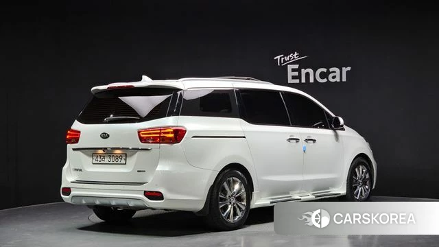 Kia The New Carnival id 4294952 из Кореи 12