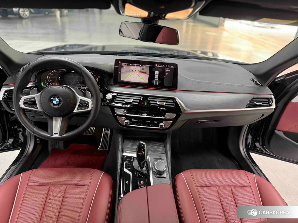 BMW 5 series 2021 Черный из Китая, фото 2