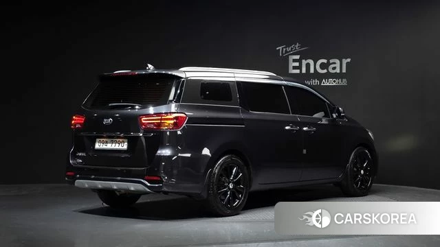Kia The New Carnival id 4251349 из Кореи 12