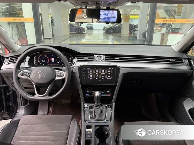 Volkswagen Magotan id 4255862 из Китая 11