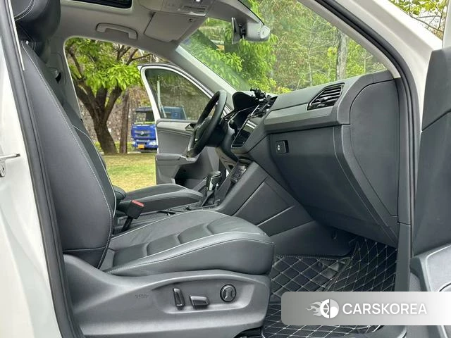 Volkswagen Tiguan L PHEV id 4261566 из Китая 11
