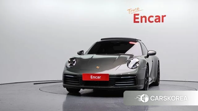 Porsche 911(992) id 4562641 из Кореи 12