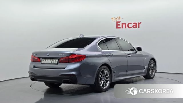 BMW 5 Series (G30) id 4918926 из Кореи 12