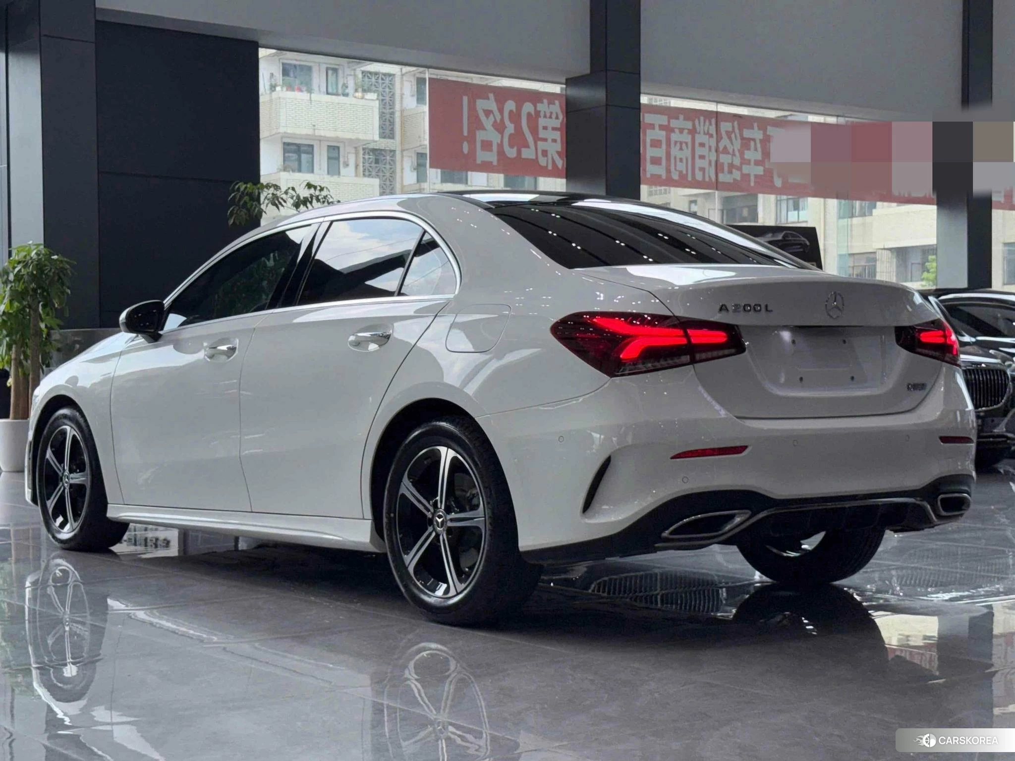 Mercedes-Benz Class A 2022 Белый из Китая, фото 2