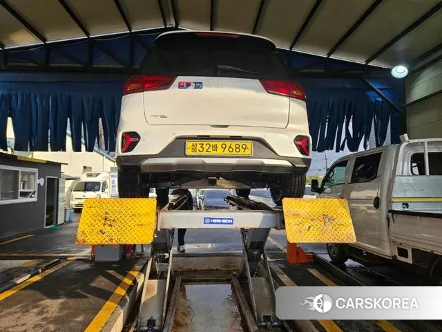 Kia Niro Plus 2022 Белый из Кореи, фото 2