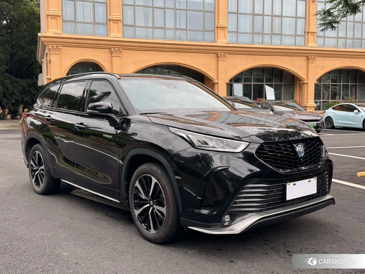 Toyota Crown Lufang 2022 Черный из Китая, фото 4