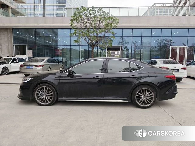 Toyota Camry 2026 Черный из Китая, фото 2