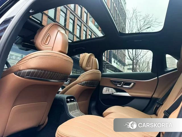 Mercedes-Benz E-class 2025 Черный из Китая, фото 2