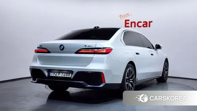 BMW 7 Series (G70) id 3758106 из Кореи 12