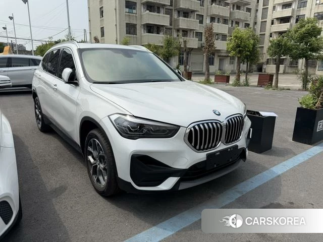 BMW X1 2022 Белый из Китая, фото 2