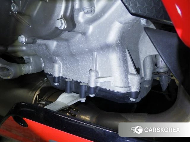 Engine photo