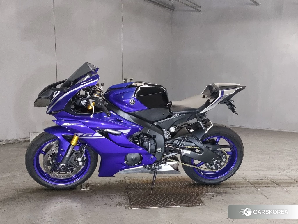 Проданный Yamaha YZF-R6 2017 из Японии