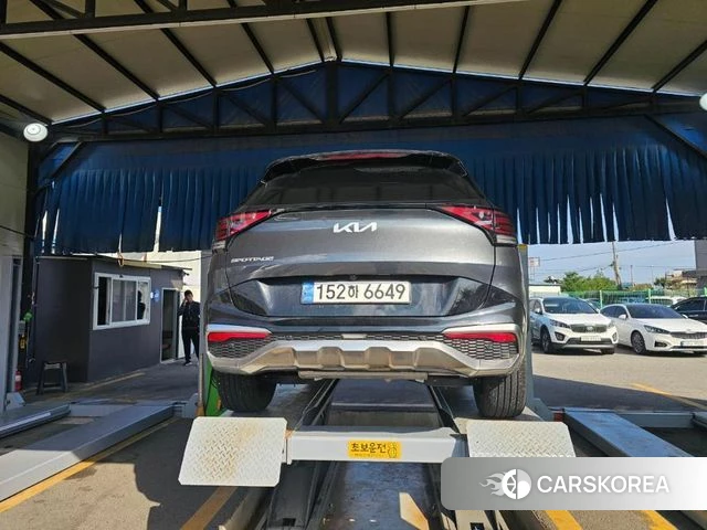 Kia Sportage 5th Generation 2022 Серый из Кореи, фото 2