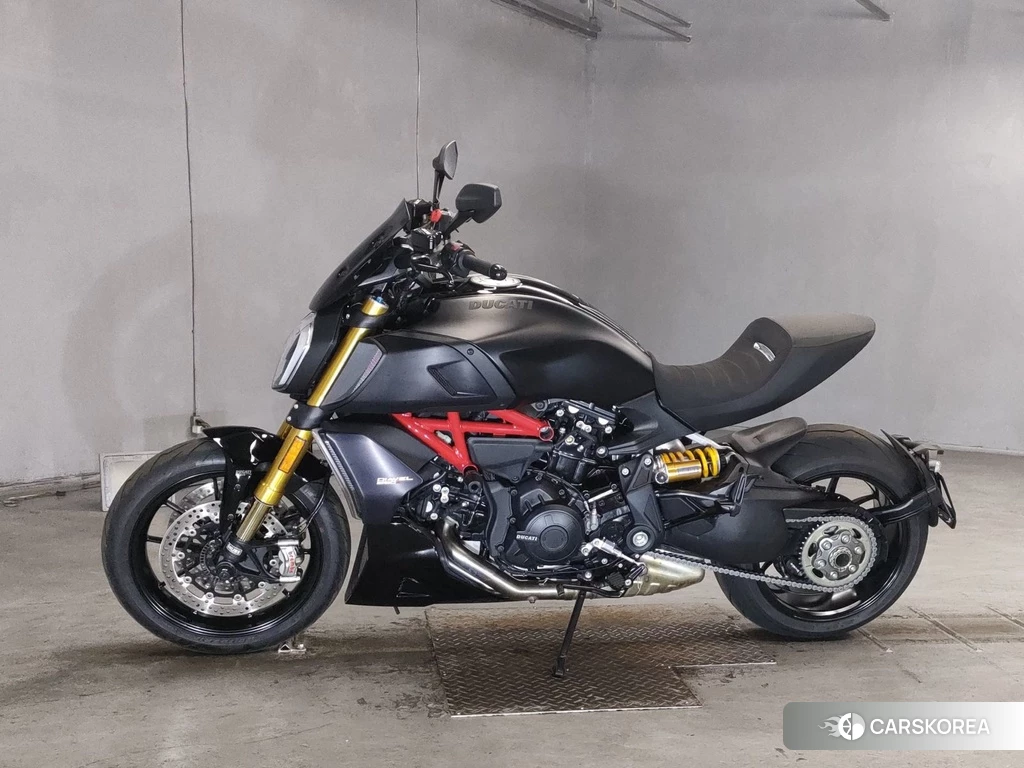 Проданный Ducati DIAVEL 1260 S 2020 из Японии