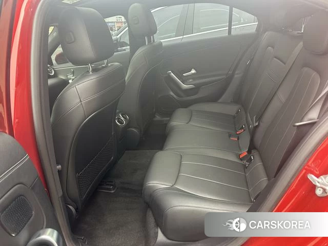 Mercedes-Benz Class A 2019 Красный из Китая, фото 2