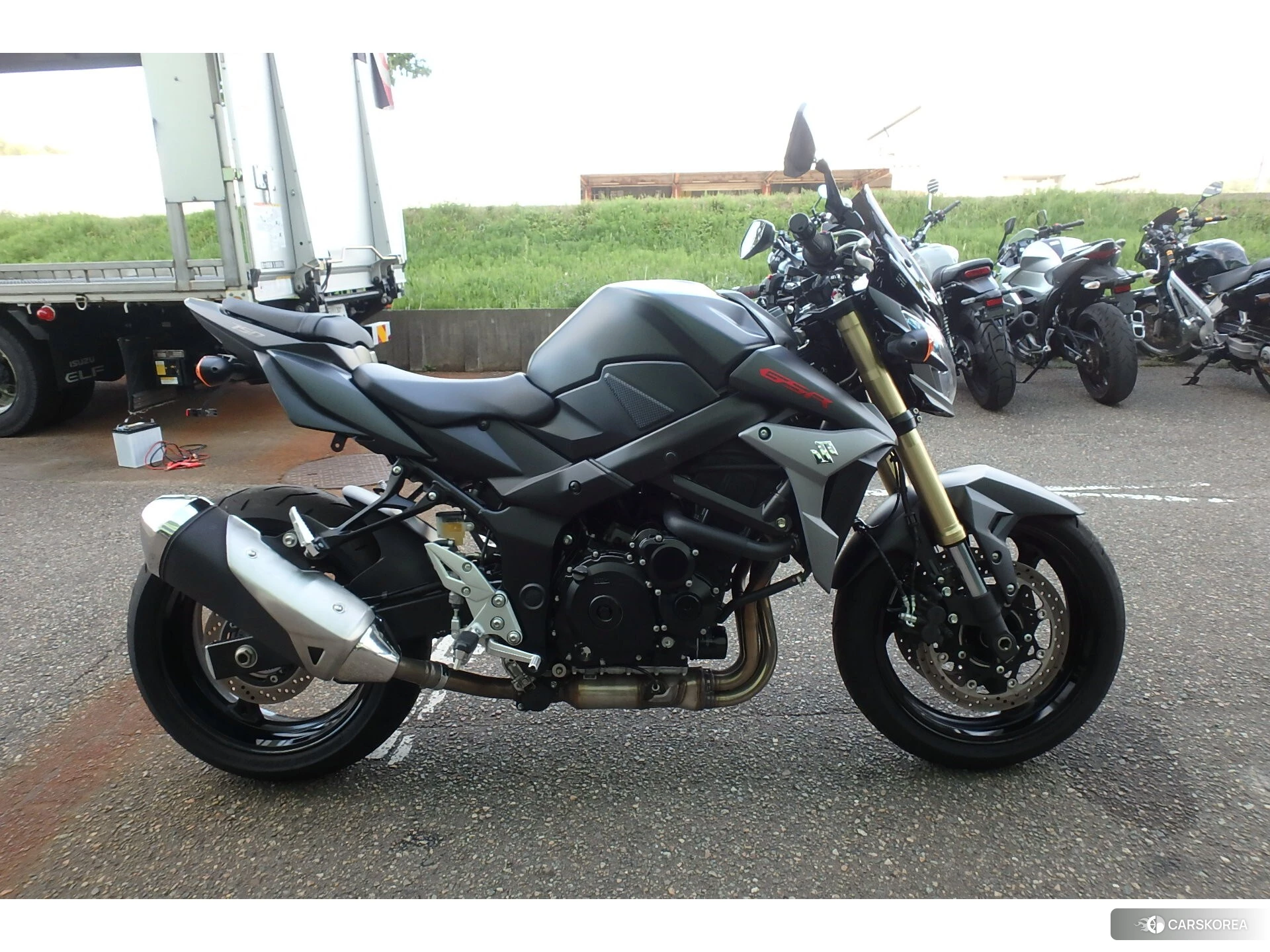 Проданный Suzuki GSR750 id 4237535 из Японии, фото 10