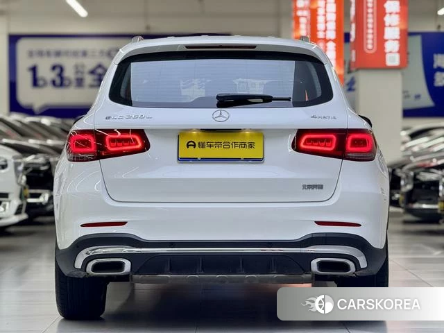 Mercedes-Benz GLC 2022 Белый из Китая, фото 6