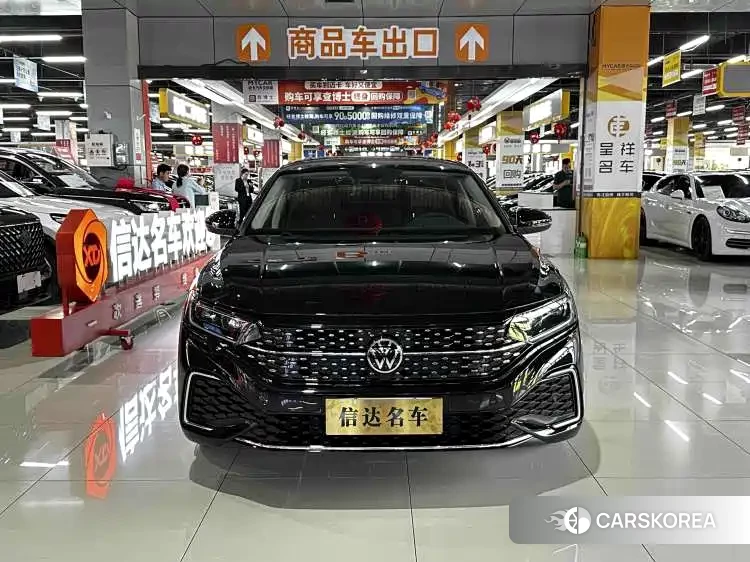 Volkswagen Passat id 4553728 из Китая 12