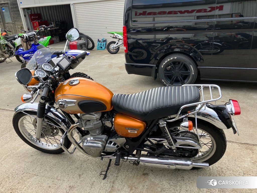 Проданный Kawasaki W800 2011 из Японии, фото 2