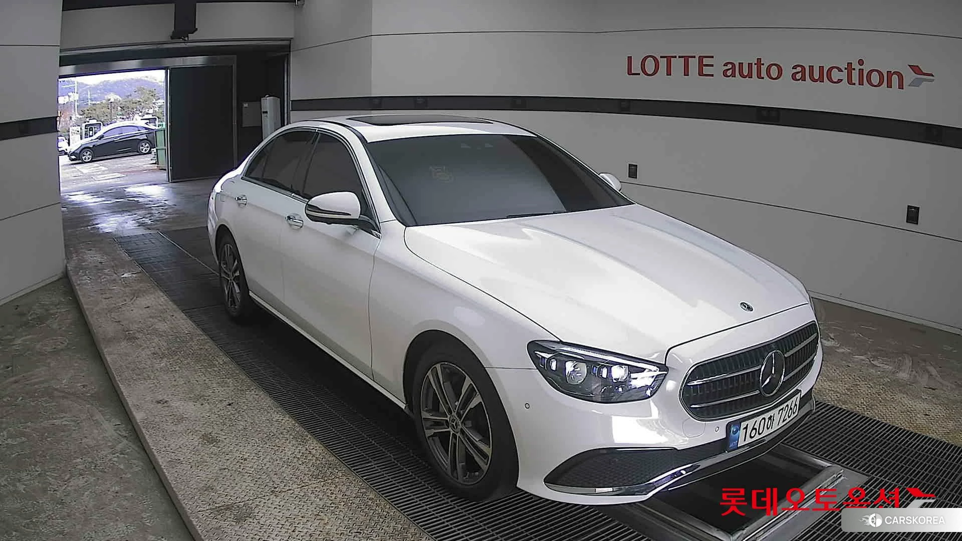 Mercedes-Benz Mercedes-Benz E350 4MATIC id 3875672 из Кореи 12