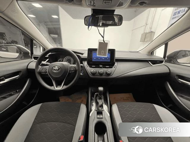 Toyota Corolla 2021 Белый из Китая, фото 2