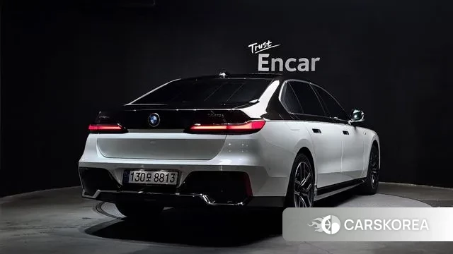 BMW 7 Series (G70) id 2998018 из Кореи 12