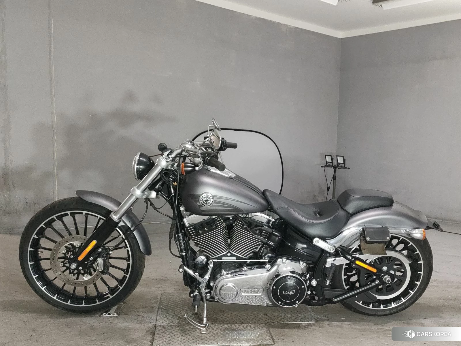 Проданный Harley-Davidson Softail Breakout FXSB1690 2017 из Японии