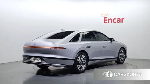 Hyundai Grandeur (GN7) id 3011518 из Кореи 12