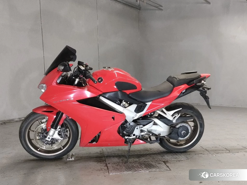 Проданный Honda VFR800F 2014 из Японии, фото 2