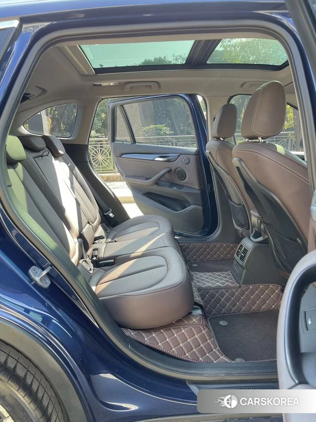 BMW X1 id 3858022 из Китая 12