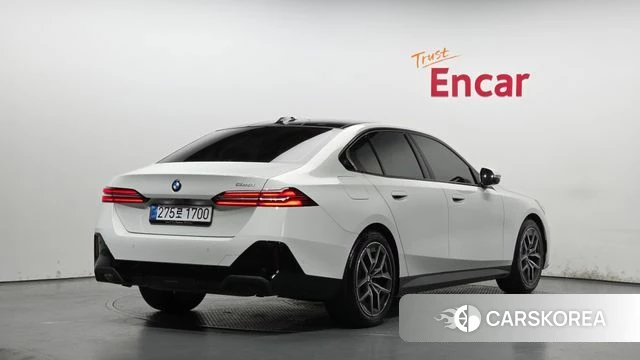 BMW 5 Series (G60) id 4279550 из Кореи 12