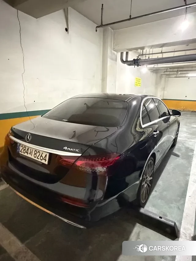 Mercedes-Benz E-Class W213 2022 Черный из Кореи, фото 2