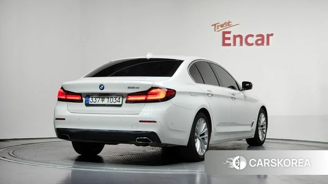 BMW 5 Series (G30) id 4323813 из Кореи 12