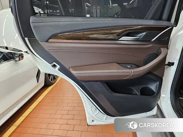 BMW X3 (G01) 2021 Белый из Кореи, фото 2