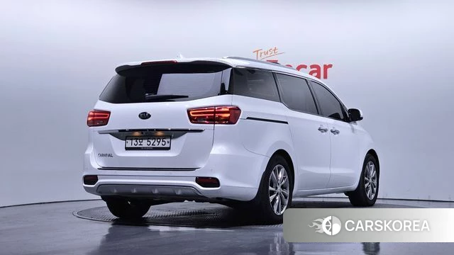 Kia The New Carnival id 4430379 из Кореи 12