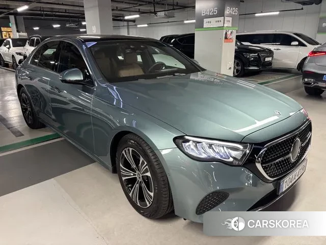 Mercedes-Benz E-Class W214 2025 Синий нефрит из Кореи, фото 2