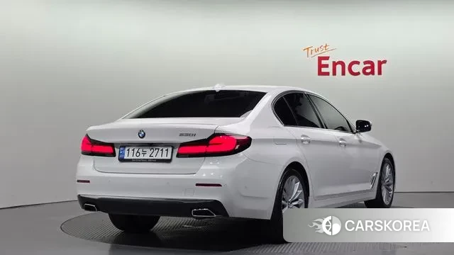 BMW 5 Series (G30) id 3058556 из Кореи 12