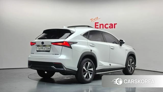 Lexus NX300h id 4742399 из Кореи 12