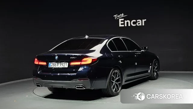 BMW 5 Series (G30) id 3437573 из Кореи 12