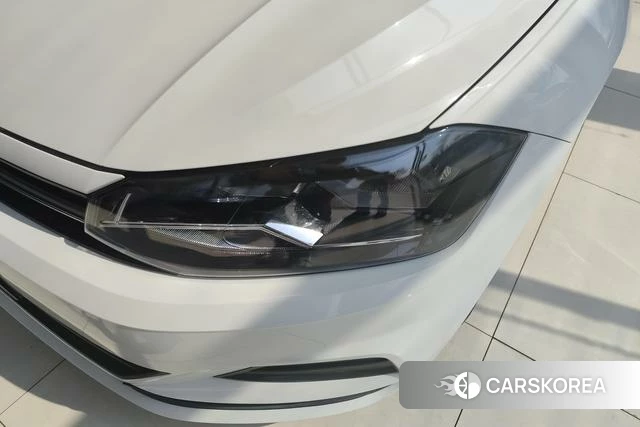 Volkswagen Polo id 4257718 из Китая 9