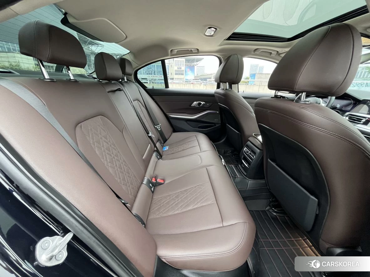 BMW 3 series id 4420736 из Китая 10