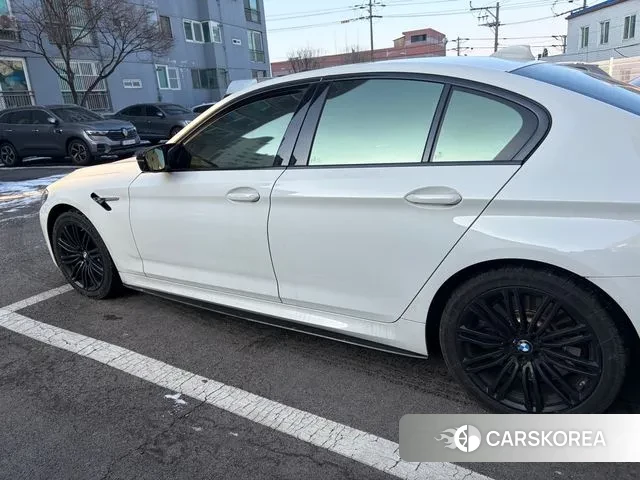 BMW 5 Series (G30) 2020 Белый из Кореи, фото 2