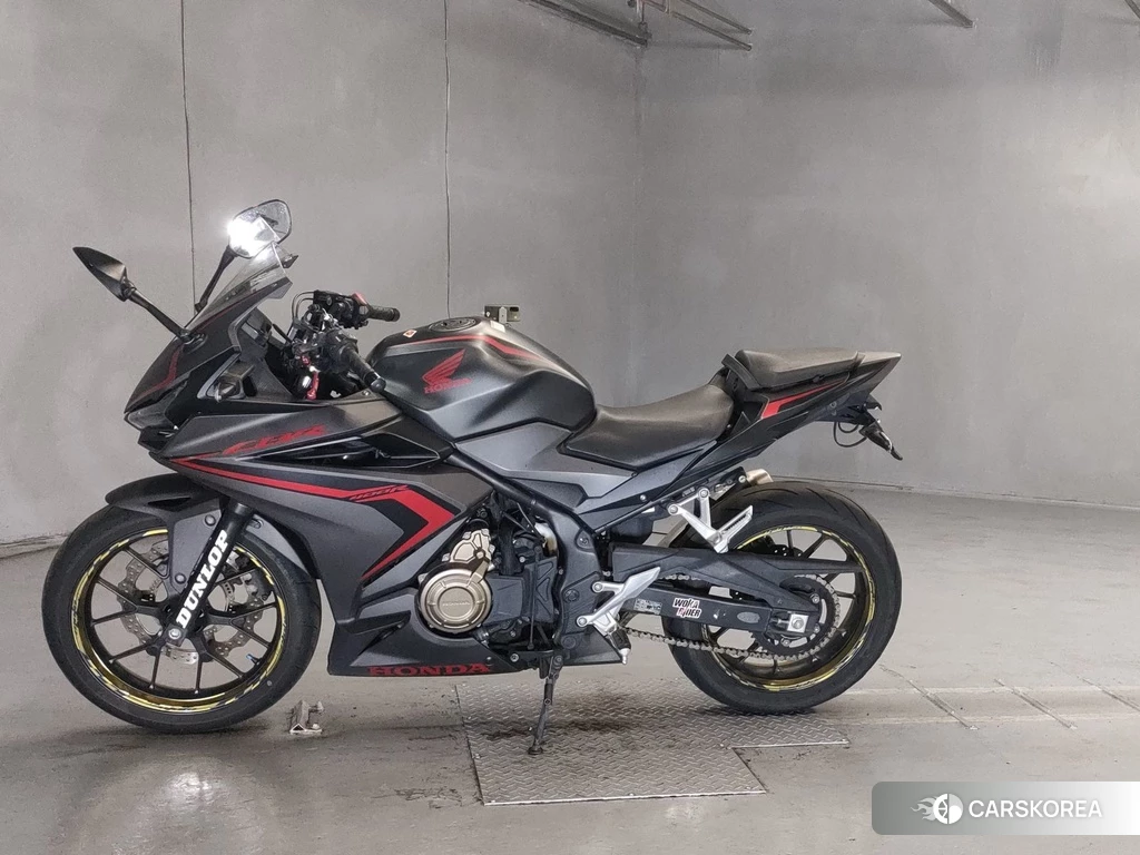 Проданный Honda CBR400R 2020 из Японии