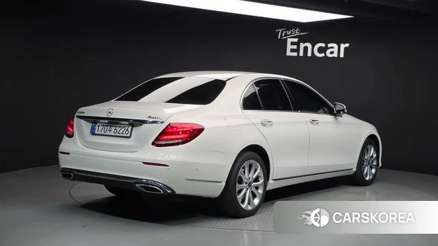 Mercedes-Benz E-Class W213 id 4596340 из Кореи 12