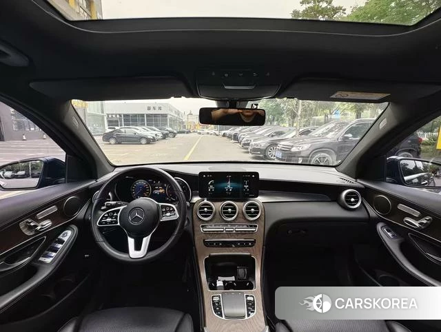 Mercedes-Benz GLC 2021 Черный из Китая, фото 2