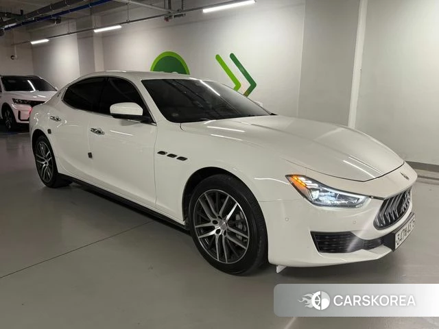 Maserati Ghibli 2019 Белый из Кореи, фото 2