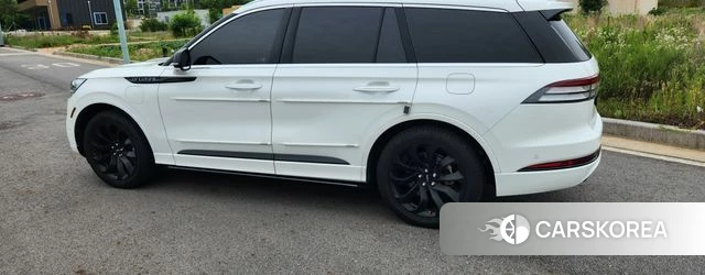 Lincoln Aviator 2nd generation 2021 Белый из Кореи, фото 2