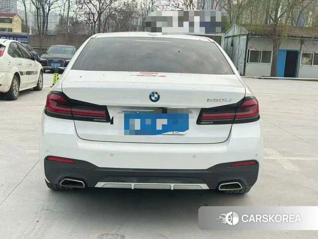 BMW 5 series 2022 Белый из Китая, фото 2