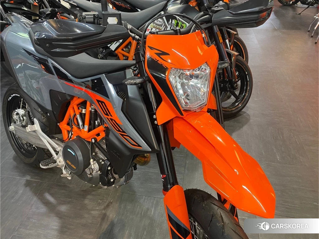 Проданный KTM 690 SMC R 2022 из Японии, фото 2