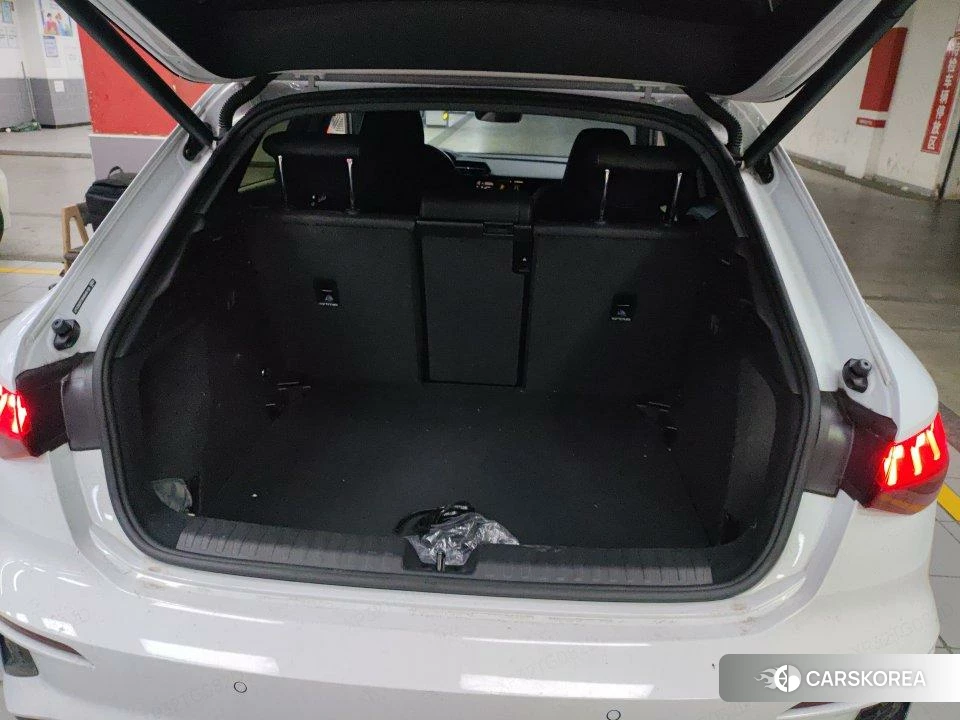 Audi A3 2022 Белый из Китая, фото 2